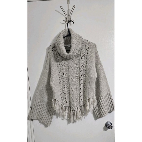 Cupcakes and Cashmere Sweaters - Cupcakes and Cashmere‎ Crotchet Knit Sweater Medium Ivory Mock Neck Fringe Style